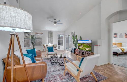 Chic Poolside Oasis - Karaoke - BBQ - Games - Foto 33