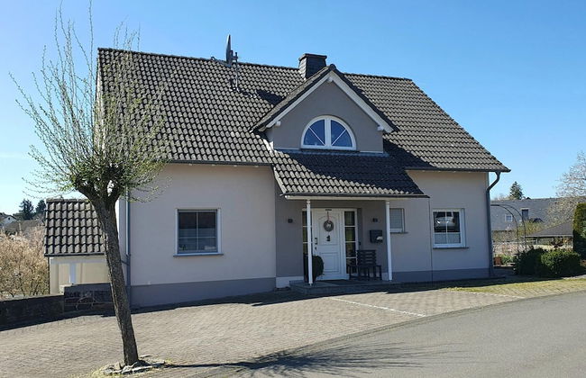 Eifel Escape: Cozy & Scenic - Photo 1