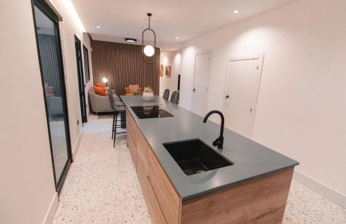 Tita Deluxe - Foto 10