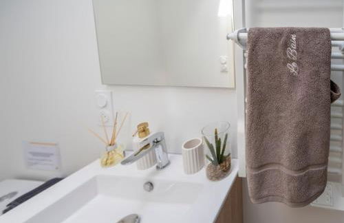 Le Regard sur La Place Léger et Raffiné - Photo 24