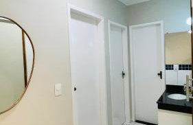 Ape com Horta, Cama Casal Queen, SmartTV, Ar, WiFi e Vaga na garagem - Foto 40