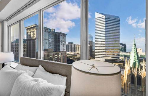 14th Floor Lux Downtown Condo w/ LAKE VIEWS & Gym - Photo 39