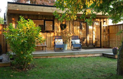 Luxury Chestnut Lodge with Hot Tub and Games Room - Foto 27