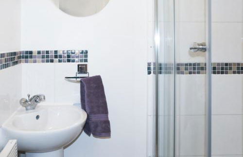 Chestnut Contractor Stays - Photo 24