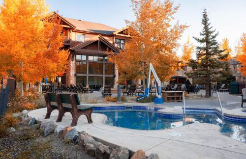 Ski in Ski out Resort Breckenridge 1BR 2Beds Parking, Resort Shuttle & Amenities - Foto 48