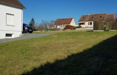 Face Chateau de Chaumont sur loire Gîte La Rapinière - Foto 7