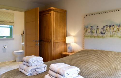 Petronella - Photo 13