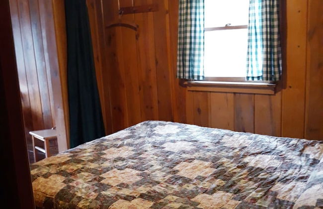 Pine Rest Cabins - Photo 17