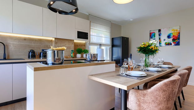 Kitchen / Dining Room