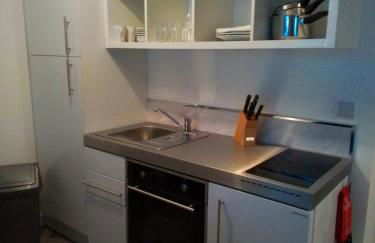 Apartment 13, Plants Yard - Photo 4