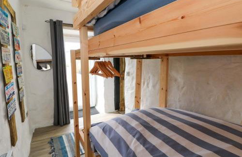 Woodpecker - Photo 15