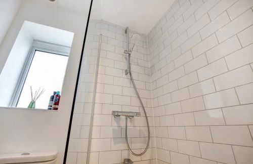 Beautifully refurbished cottage in lower Wivenhoe. - Foto 30