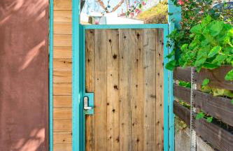 Scenic Retreat with Deck & Stunning Views in LA - Foto 14