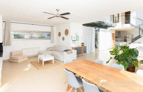 Designer Villa Elodie with private pool and space - Foto 8