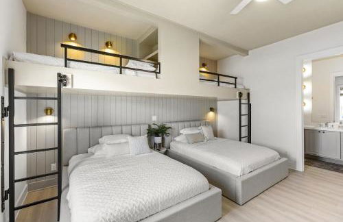 500 ft to beach Upscale Beach Home Golf Cart with Fire pit For 14 - Foto 30