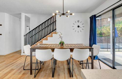 Modern Family Home w/Pool and Hot Tub - Foto 34