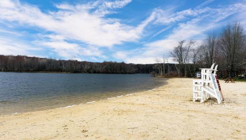 Evergreen Lodge by AvantStay Poconos Lake Cabin Fireplace Large Deck Near Jack Frost Kalahari - Foto 5, Other