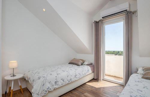 Villa Oasis with private pool - Photo 23