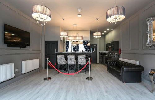 The V.I.P Suite - Sleeps 24! Best for large groups - Foto 35