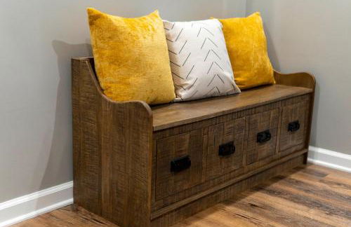 A Cabin in the City with a 5 Star Lush Backyard - Foto 43