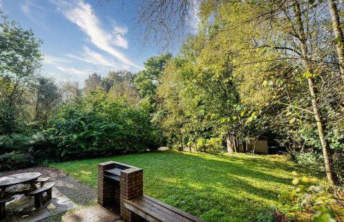 Wootton, woodland lodge with hot tub for 8 - Foto 33