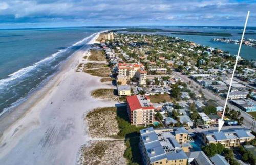 Coastal Condo Amazing Location! 50 Steps to the Beach - Photo 37