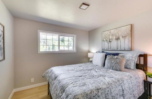 Chehalis Getaway with Golf Course View and Fire Pit! - Photo 19