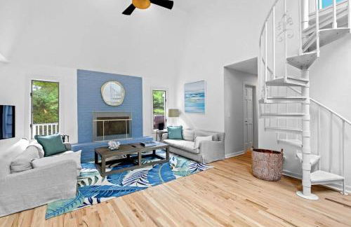 Amazing Southampton Home with Private Heated Pool - Foto 16