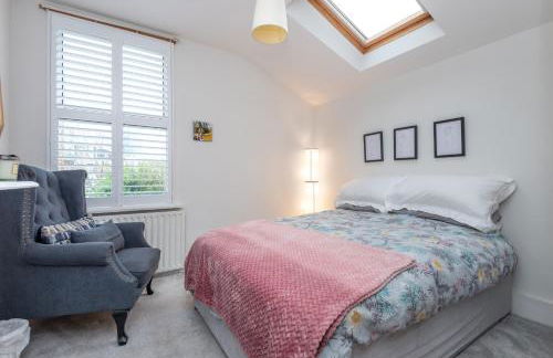 Stylish 3-Bed House in Brentford near Richmond - Foto 19