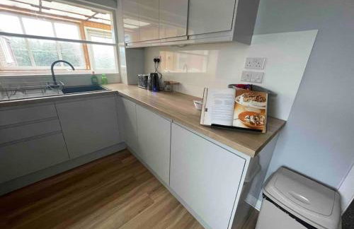 LeeVal Detached House parking - Foto 17