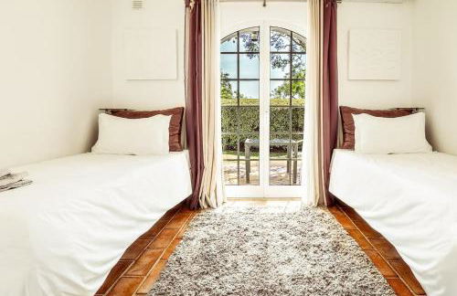 Lovely Very Private Villa with Beautiful Gardens - Foto 37