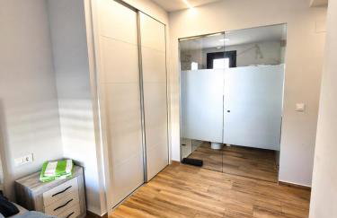 Claudia Luxury Apartment near the beach with a pool, gym, and secure gated parking - Foto 23