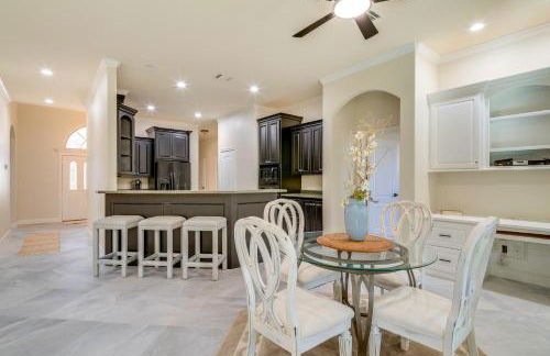 Spacious and Modern Home in Montgomery with Deck! - Foto 8