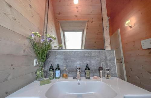 traumHaff Küstenchalets - einzigartige Chalets an der Ostsee. Ganz aus Lärchenholz mit Kamin und Sauna - Foto 27