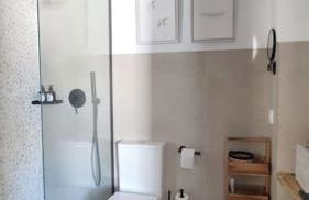 Piso reformado de diseño c/terraza. Playa el Ancla - Foto 9