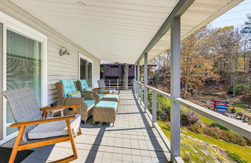 Cozy Lake Santeetlah Cottage with Dock and 3 Kayaks! - Foto 26