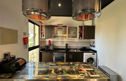 The Modern & Recycled House - Photo 26