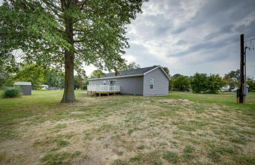 Efficiently Equipped Lewis Home Deck and Gas Grill! - Foto 26