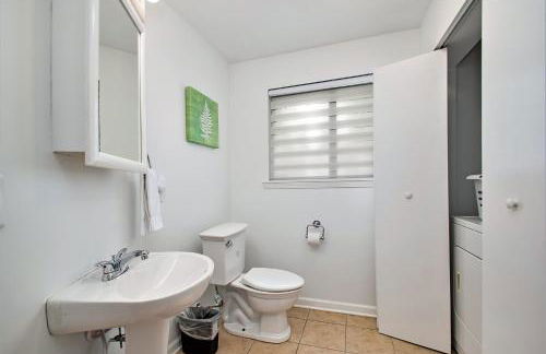 The Tulip Tree House - Photo 13