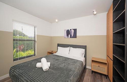 Luxury RiverFront By Renzzi - Photo 12