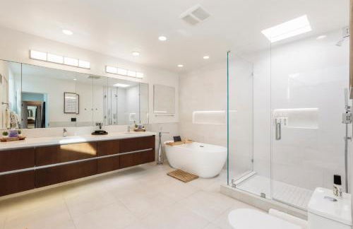 Malibu Breeze - hot tub, ocean view, steps to beach - Foto 19