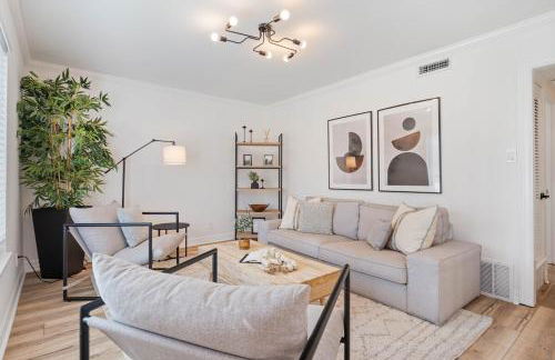 Luxury Austin Retreat w Pool, Games, Sleeps 12 - Foto 31