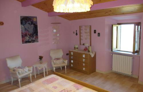 Cozy 2-Bed Apartment, Petrella - Foto 17