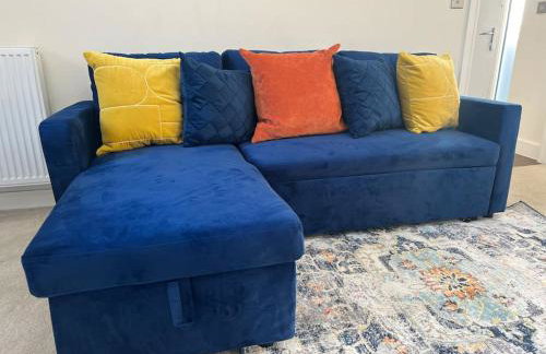 Great Ambience 3-Bedroom for Groups & Contractors - Photo 4