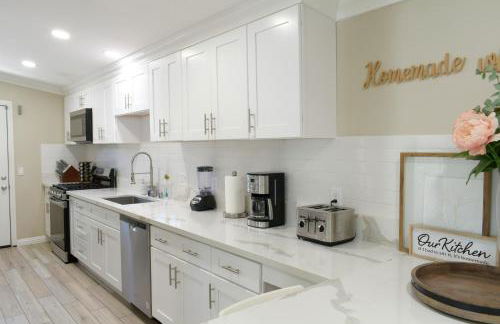 Lux 6BedRoom Villa with Salted Pool, Hot tub and near Disneyland - Foto 4