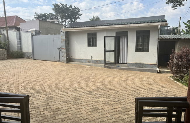 Inviting 9-bed Villa in Kampala - Foto 33