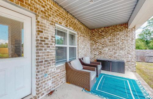 7 Mi to Emerald Coast Zoo! Poolside Paradise - Foto 24
