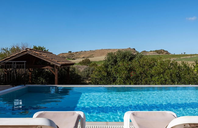 Villa Kambos Ena in Polis - Photo 11