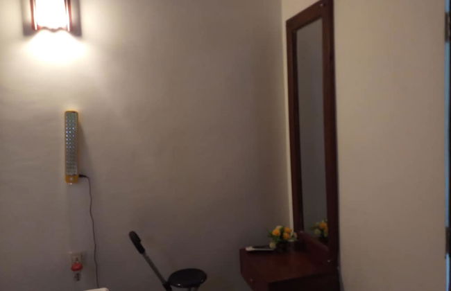 Sana Guest - Photo 4