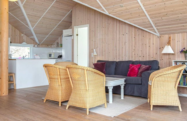 10 Person Holiday Home in Stege - Foto 18